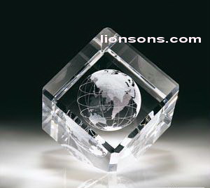 beveled standing crystal cube