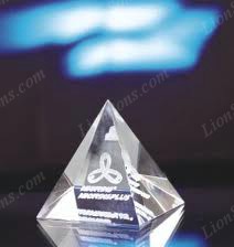 laser engraved pyramid crystal paperweight